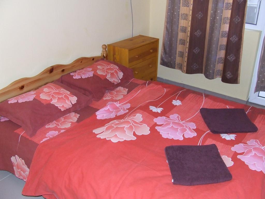 Asparuhov Guest Rooms And Apartments Varna Rum bild